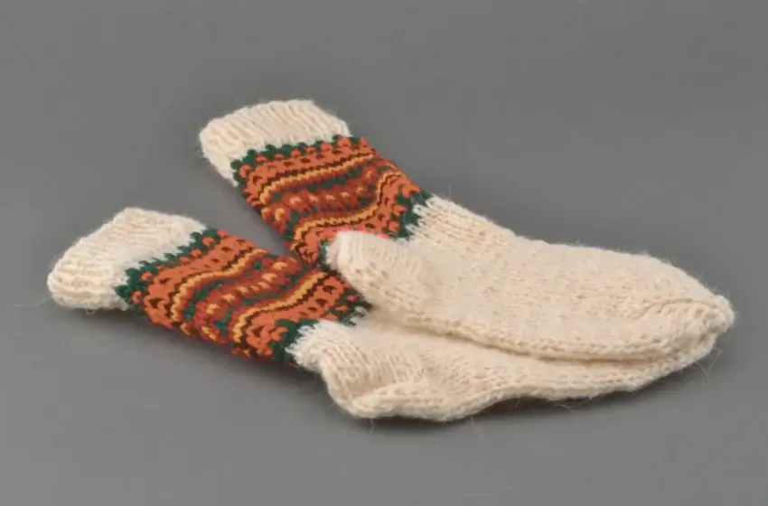 benefits-of-wearing-woolen-socks